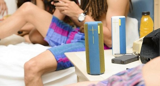 Logitech_UE BOOM_Lifestyle_2--672x359