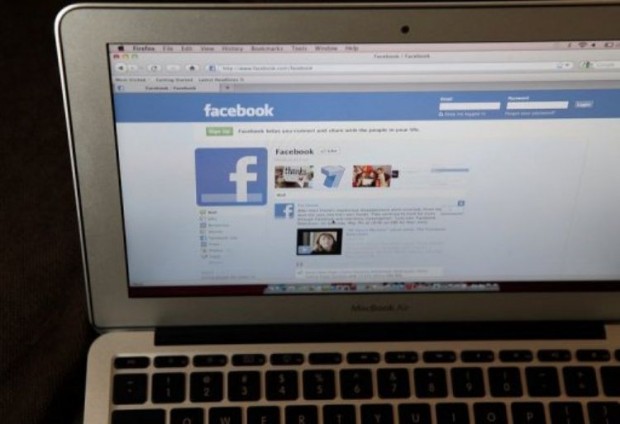 303877-une-page-de-facebook