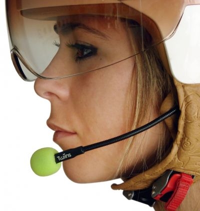 twiins_d2.96a46140146.w400