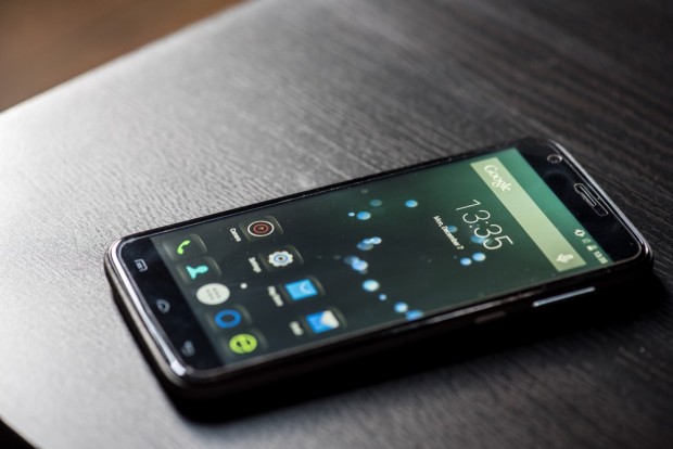 L'interface du smartphone se rapproche beaucoup à de l'Android pur. - crédit photo : E.F.