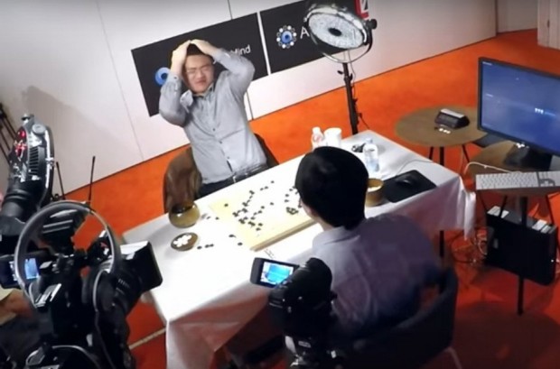 ® DR - Fan Hui lors de sa défaite contre AlphaGo