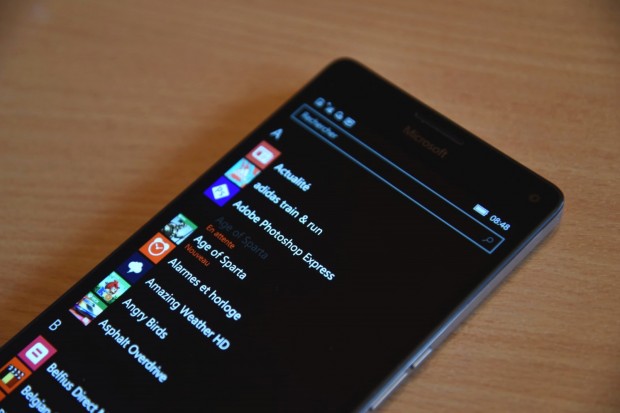 Le catalogue d'applis se remplit petit à petit, mais ce n'est pas encore parfait - crédit photo : E.F.