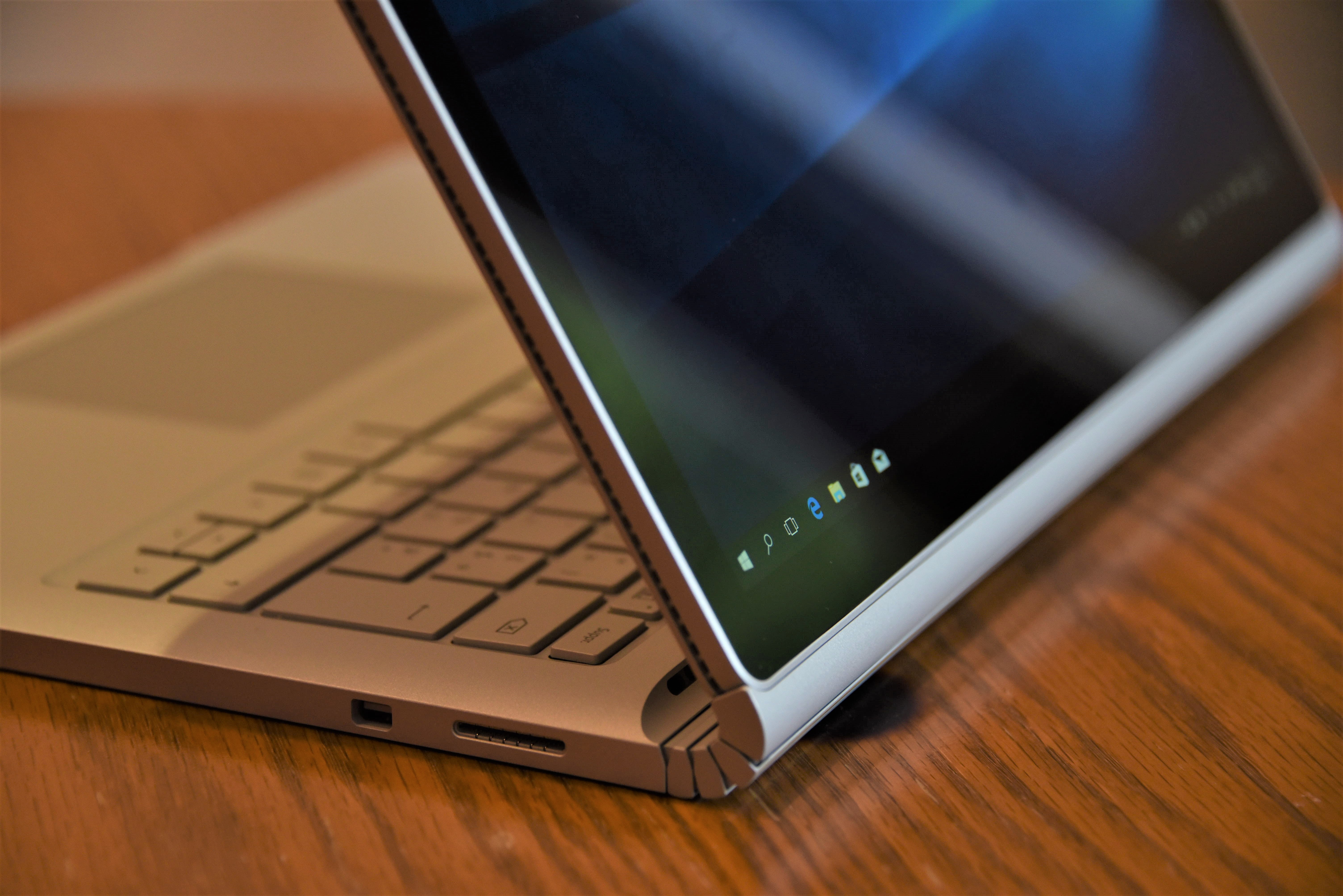 Essai de l'hybride tablette-ordi Surface Book