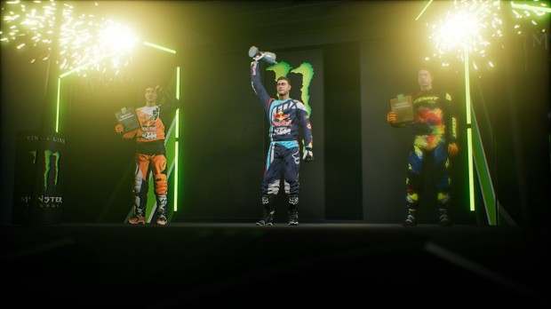Les animations de podium en fin de course sont pauvres et répétitives.